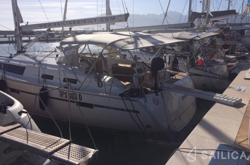 Bavaria 51 Cruiser - Yacht Charter Sailica