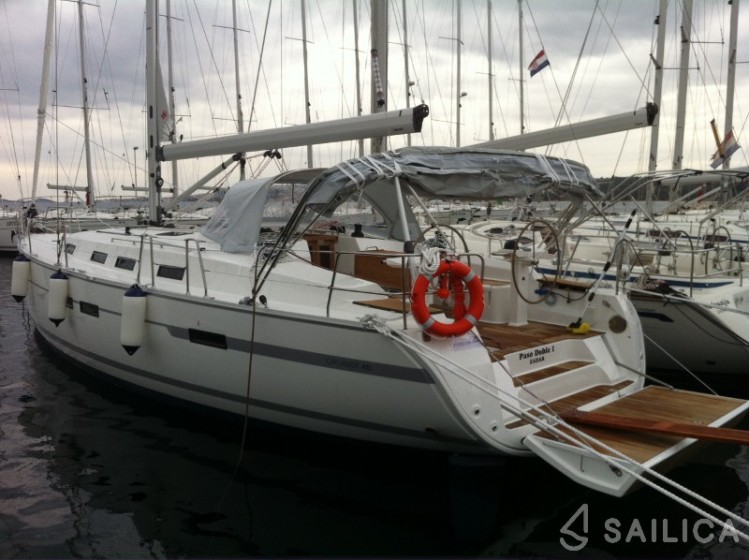 Bavaria 45 Cruiser - Yacht Charter Sailica