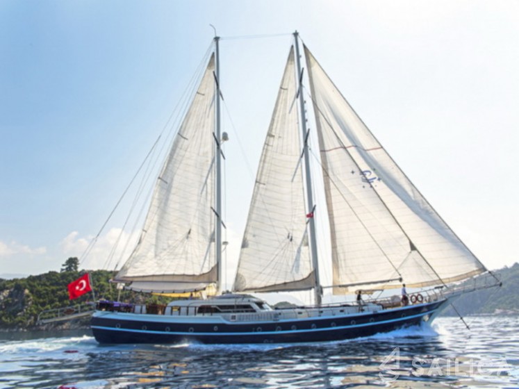 Gulet - Yacht Charter Sailica