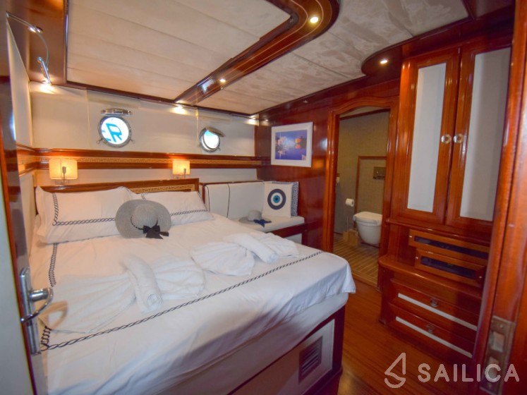 Gulet - Yacht Charter Sailica