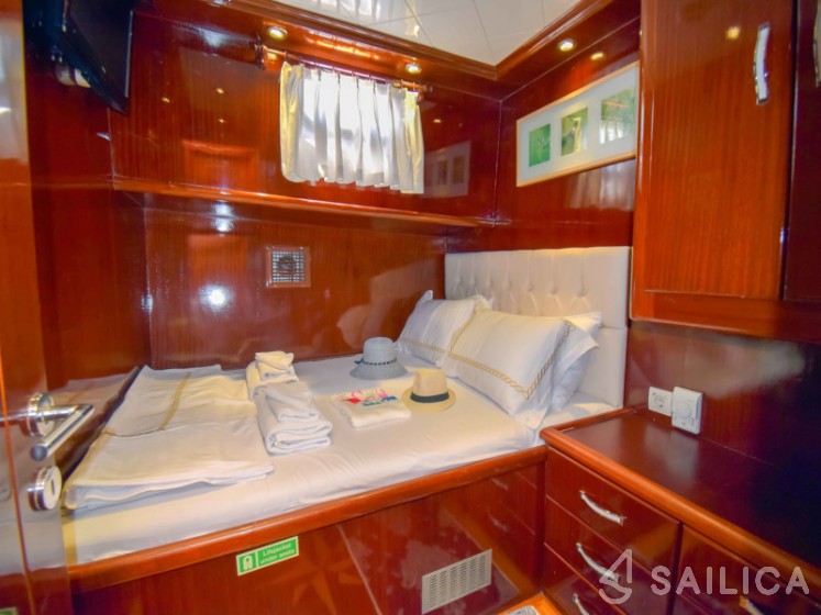 Gulet - Yacht Charter Sailica