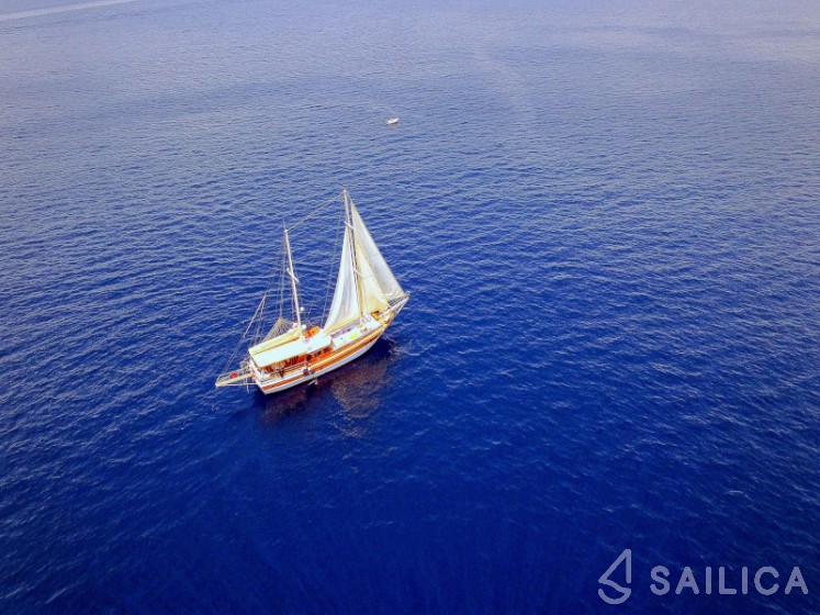 Gulet - Yacht Charter Sailica