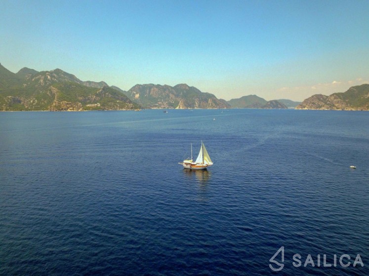 Gulet - Yacht Charter Sailica