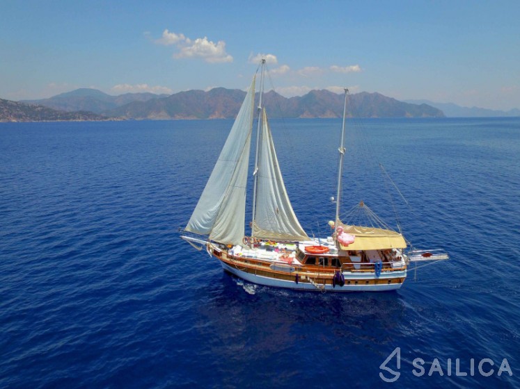 Gulet - Yacht Charter Sailica