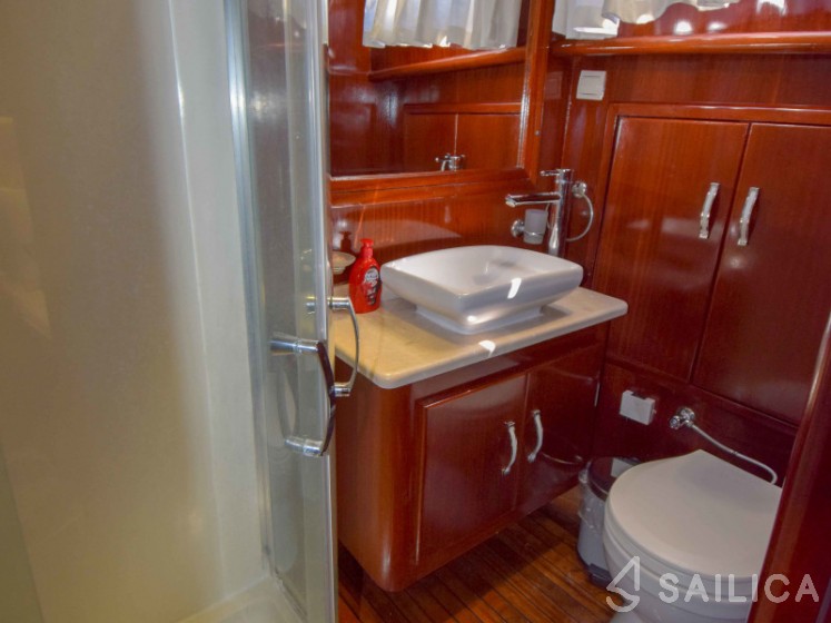 Gulet - Yacht Charter Sailica