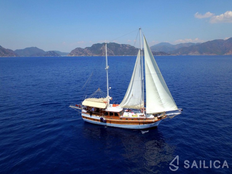 Gulet - Yacht Charter Sailica