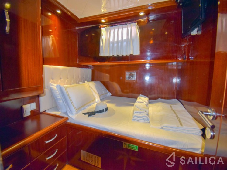 Gulet - Yacht Charter Sailica