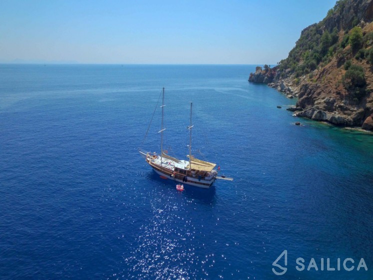 Gulet - Yacht Charter Sailica