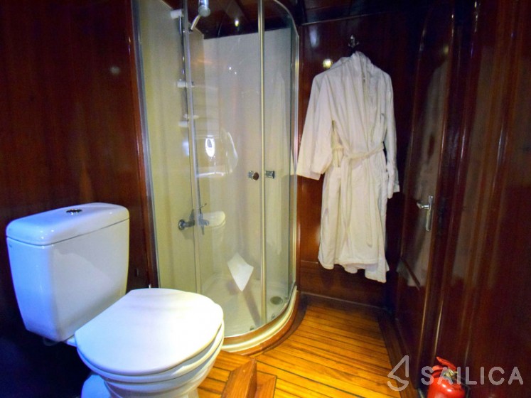 Gulet - Yacht Charter Sailica