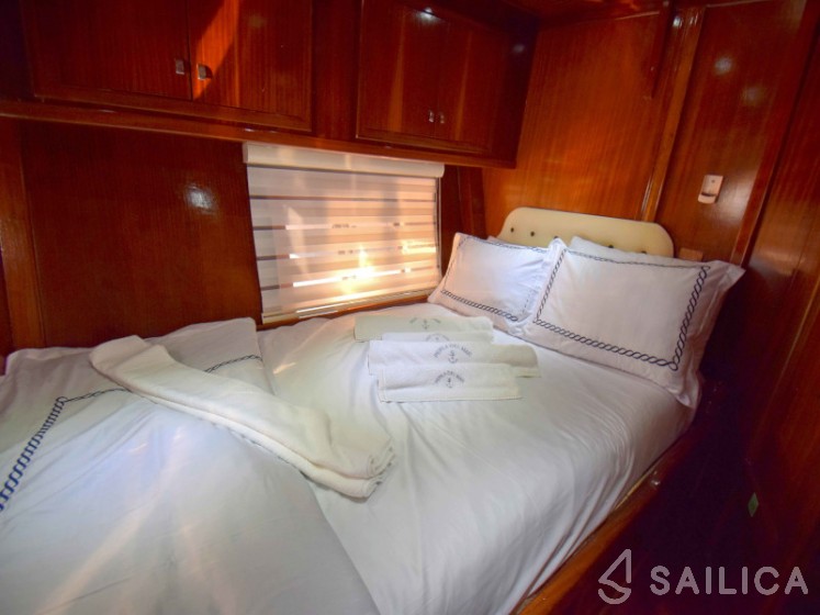 Gulet - Yacht Charter Sailica