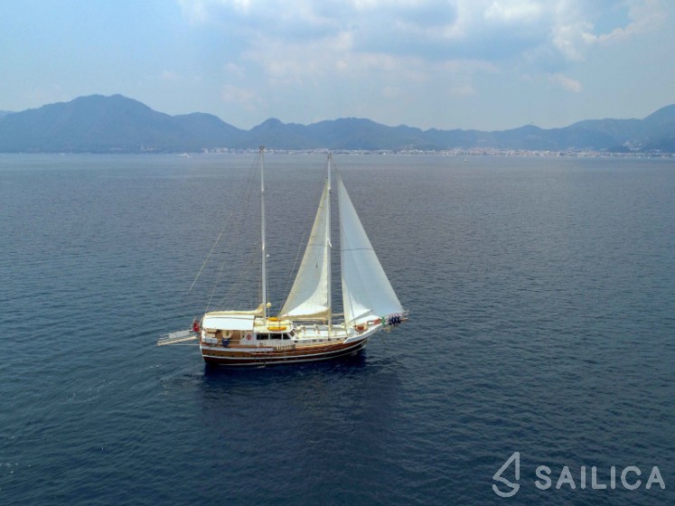 Gulet - Yacht Charter Sailica