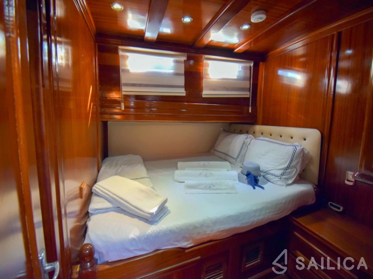 Gulet - Yacht Charter Sailica