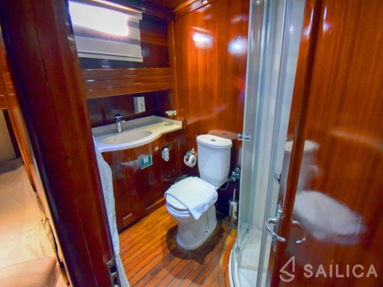 Gulet - Yacht Charter Sailica