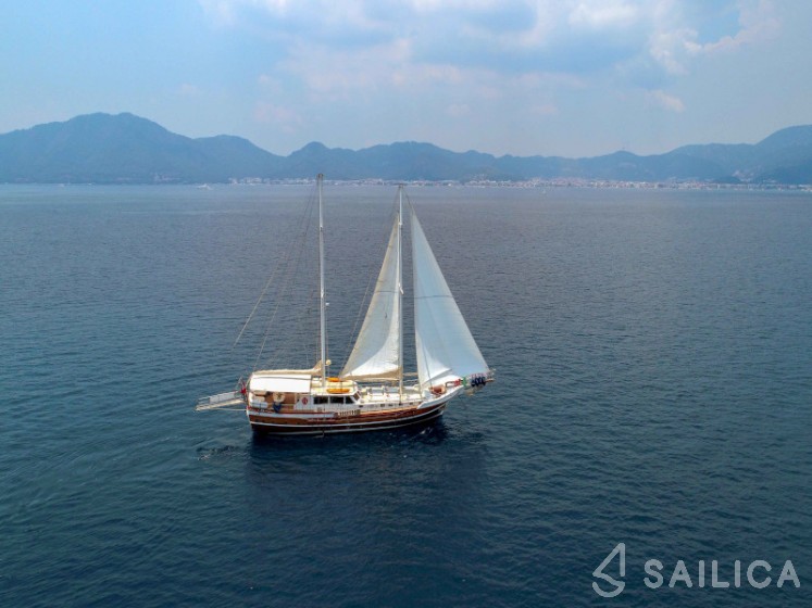 Gulet - Yacht Charter Sailica