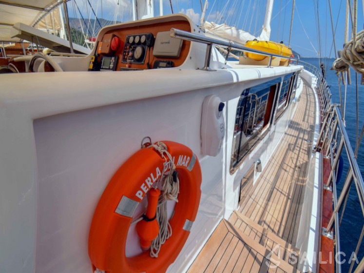 Gulet - Yacht Charter Sailica