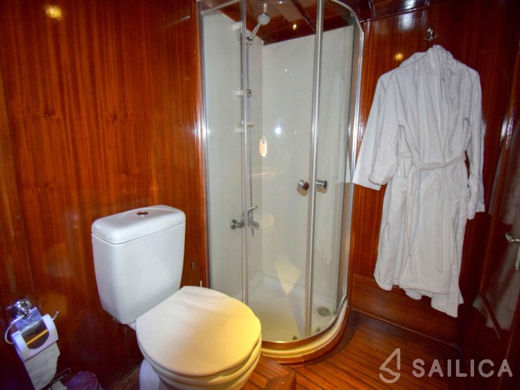 Gulet - Yacht Charter Sailica