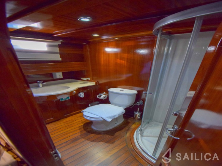 Gulet - Yacht Charter Sailica