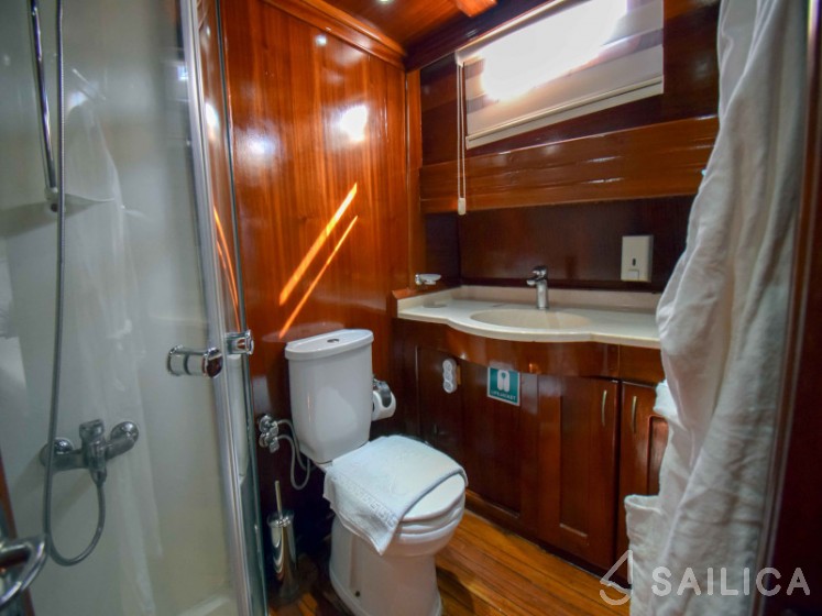 Gulet - Yacht Charter Sailica