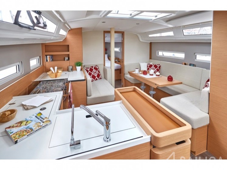 Sun Odyssey 410 - Yacht Charter Sailica