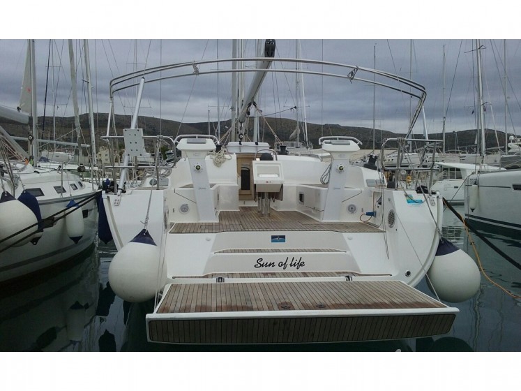 Bavaria 46 Cruiser - Yacht Charter Sailica