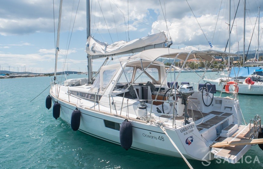 Oceanis 48 - Yacht Charter Sailica