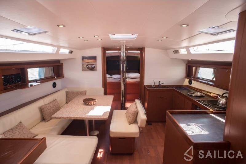 Oceanis 48 - Yacht Charter Sailica