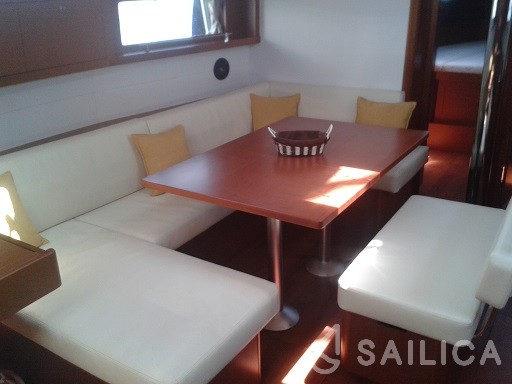 Oceanis 48 - Yacht Charter Sailica