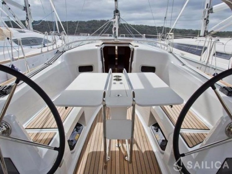 Sun Odyssey 349 - Yacht Charter Sailica
