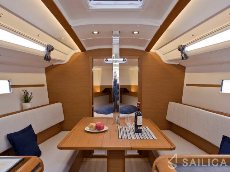 Sun Odyssey 349 - Yacht Charter Sailica