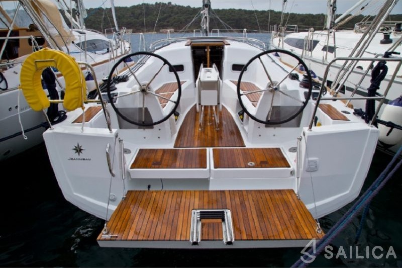 Sun Odyssey 349 - Yacht Charter Sailica