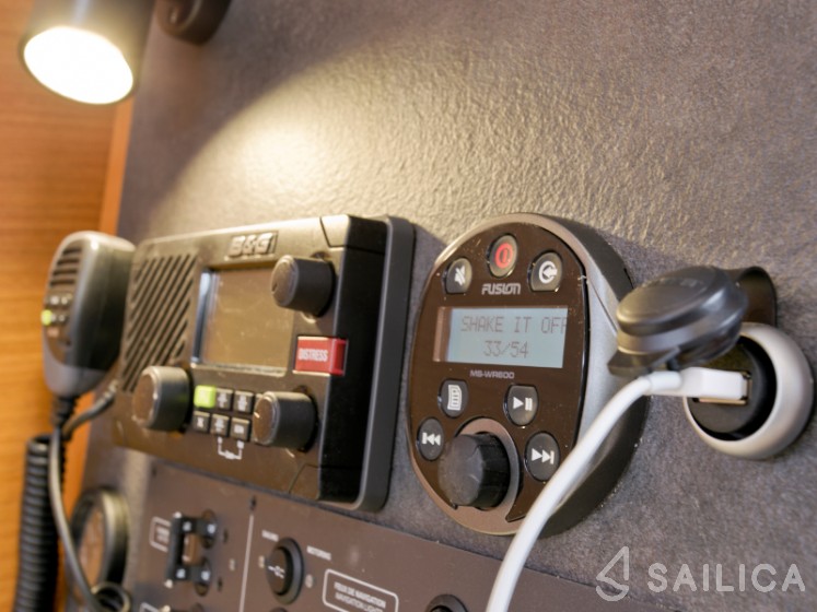 Sun Odyssey 349 - Yacht Charter Sailica