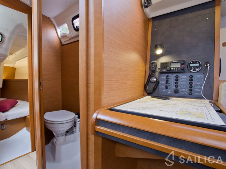 Sun Odyssey 349 - Yacht Charter Sailica