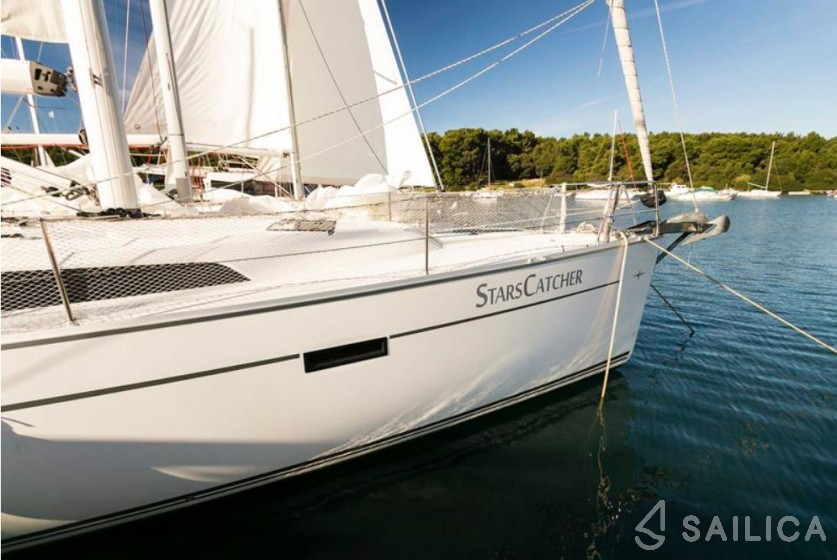 Bavaria 46 Cruiser - Yacht Charter Sailica