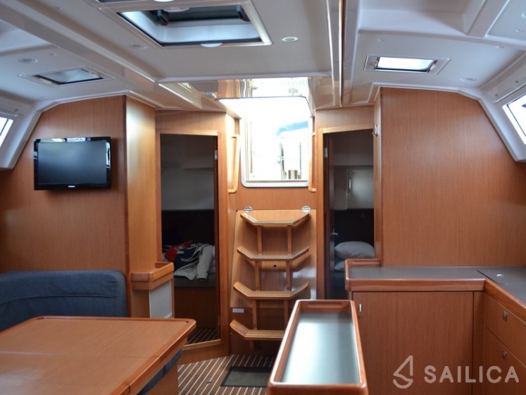 Bavaria 46 Cruiser - Yacht Charter Sailica