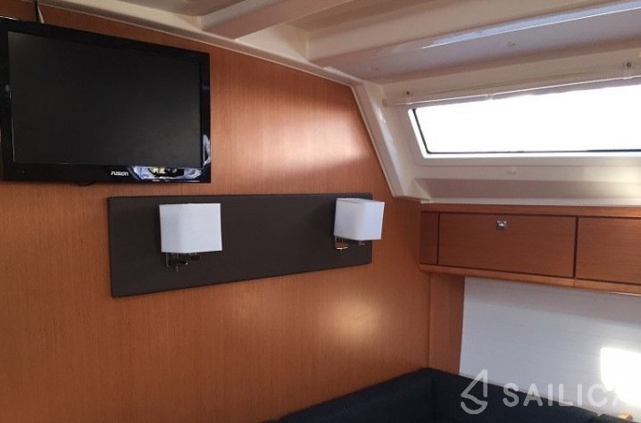 Bavaria 46 Cruiser - Yacht Charter Sailica
