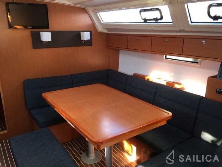 Bavaria 46 Cruiser - Yacht Charter Sailica