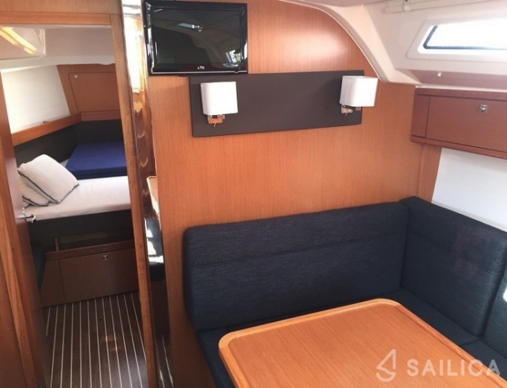 Bavaria 41 Cruiser - Yacht Charter Sailica