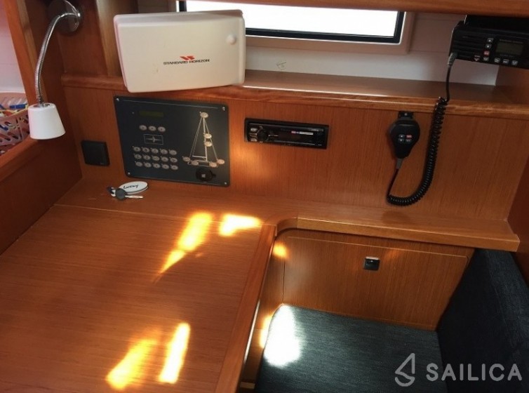 Bavaria 41 Cruiser - Yacht Charter Sailica