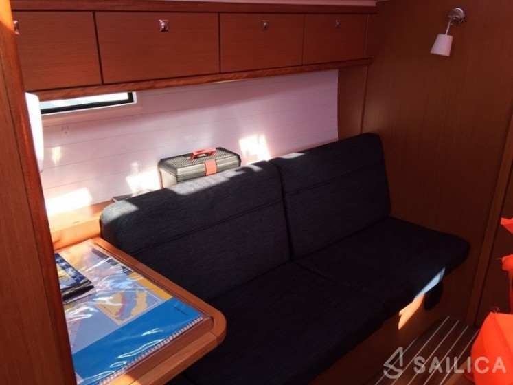 Bavaria 37 Cruiser - Yacht Charter Sailica