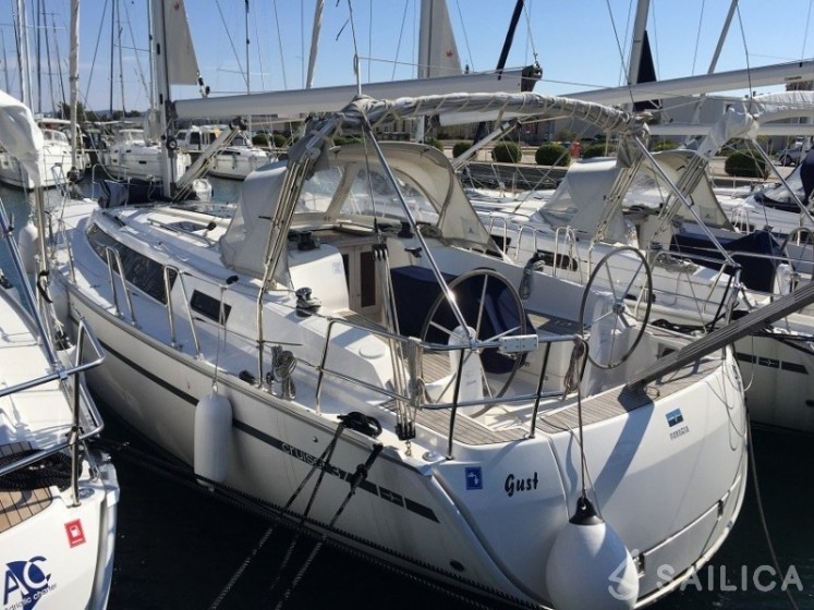 Bavaria 37 Cruiser - Yacht Charter Sailica
