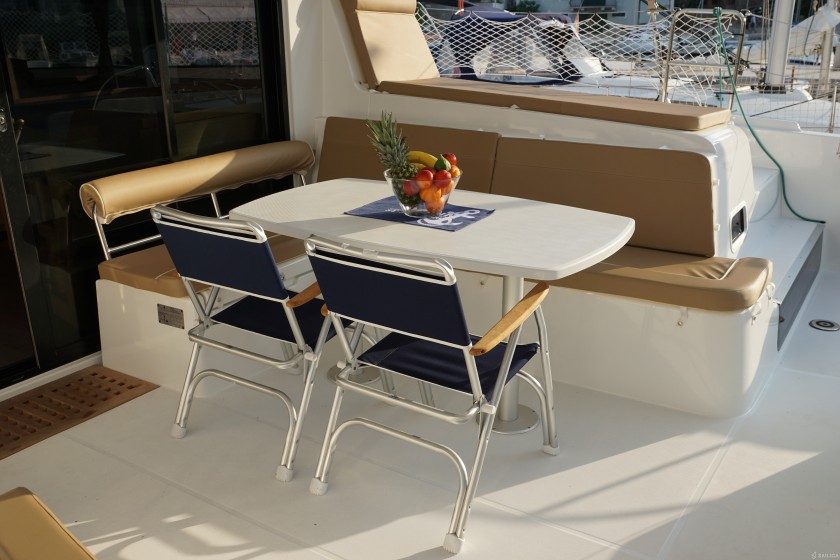Lagoon 42 - Yacht Charter Sailica