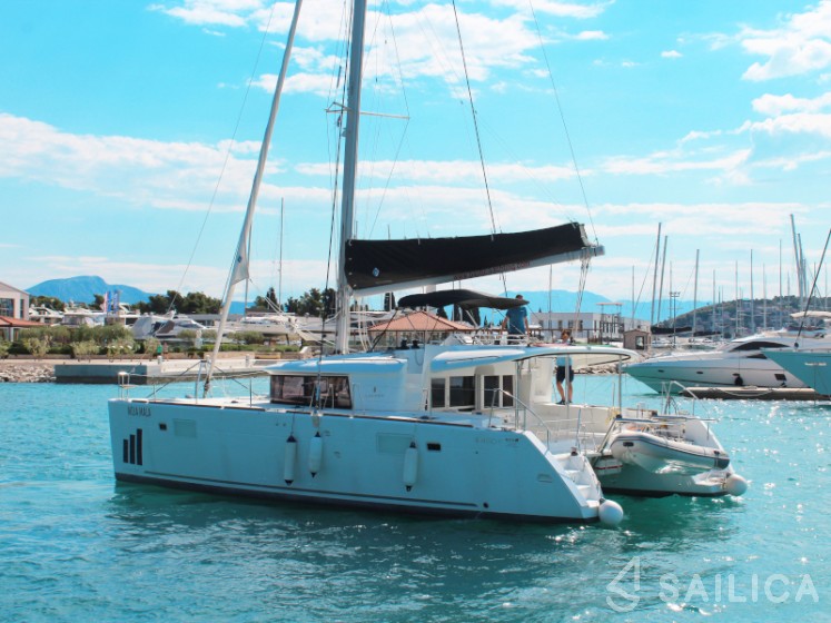 Lagoon 450 - Yacht Charter Sailica