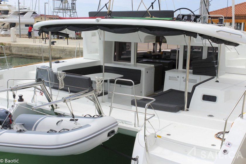 Lagoon 450 - Yacht Charter Sailica