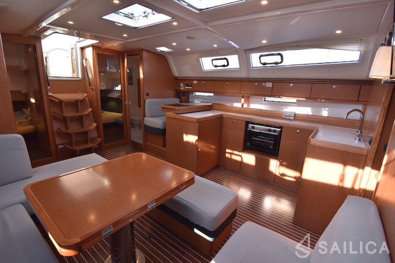 Bavaria Cruiser 51 - Yacht Charter Sailica
