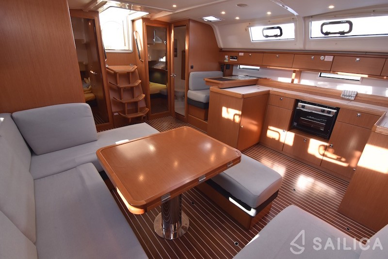 Bavaria Cruiser 51 - Yacht Charter Sailica