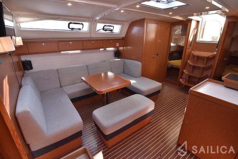 Bavaria Cruiser 51 - Yacht Charter Sailica