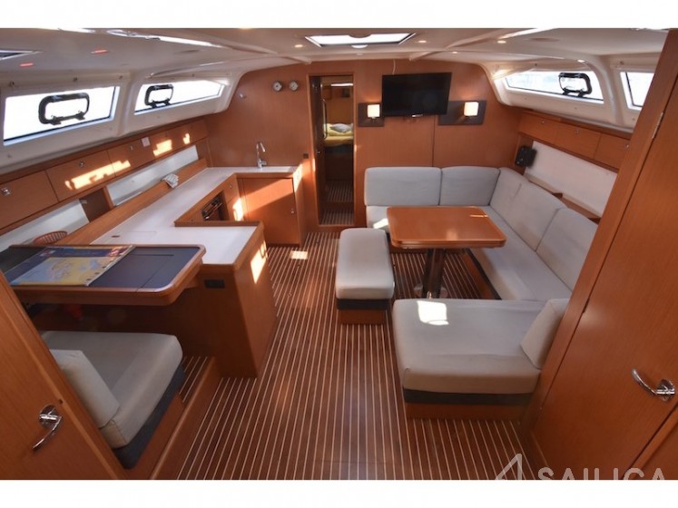 Bavaria Cruiser 51 - Yacht Charter Sailica