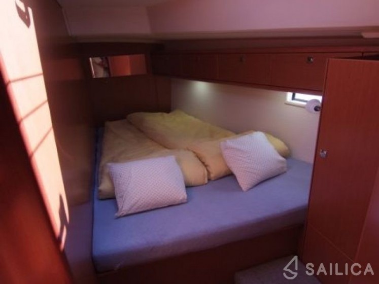 Bavaria Cruiser 46 - Yacht Charter Sailica