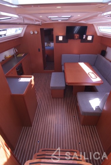 Bavaria Cruiser 46 - Yacht Charter Sailica