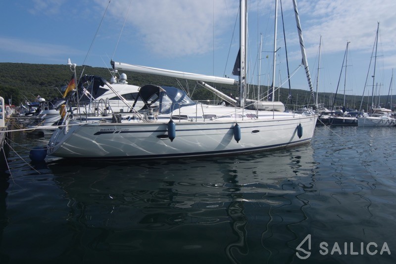 Bavaria 46 Cruiser - Yacht Charter Sailica
